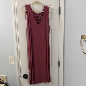 Decree Burgundy Sleeveless Midi Dress